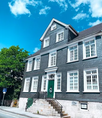 Fachwerk Hotel Wuppertal Hotel di Schwelm
