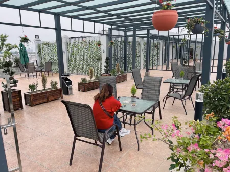 Homeinn Hotel (Chengdu Xindu Sanhechang Subway Station) Отели рядом со станцией Chengdu Xindu Railway Station