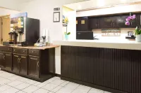 Super 8 by Wyndham Pittsburgh PA Airport/University Area Hotel a Moon Township