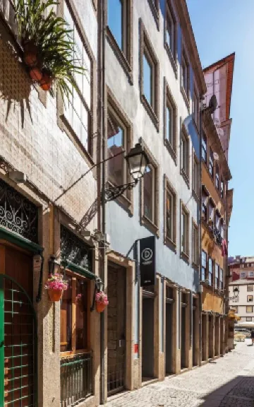 Descobertas Boutique Hotel by Aspasios Hotels near Porto Cathedral