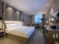 Orange Hotel (Beijing Tongzhou Universal Wanda Plaza) Hotels near Baliqiao Station