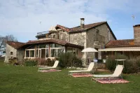 Domaine Castetbieilh Hotels in Saint-Lon-les-Mines