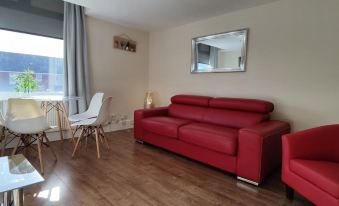 Marmaduke Apartments - Entire Apartment Close to City Centre