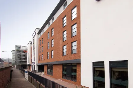 High Wycombe Central Отели рядом с достопримечательностью «Библиотека Хай-Уиком»