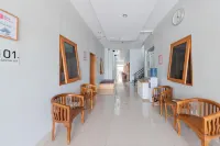 RedDoorz Syariah Near Dprd Kabupaten Subang