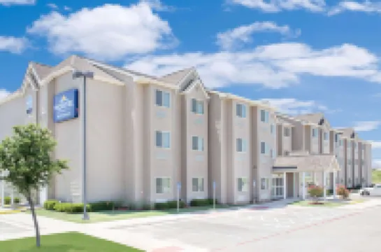 マイクロテル イン & スイーツ バイ ウィンダム サン アンジェロ サン・アンジェロのホテル