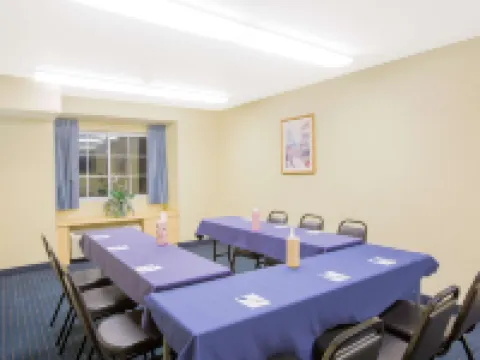 Microtel Inn & Suites by Wyndham Albertville Hotels in Marshall County