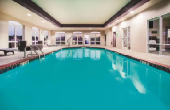 La Quinta Inn & Suites by Wyndham Russellville