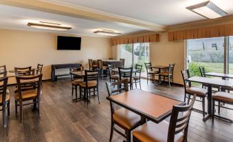 Best Western Plus Garden Court Inn