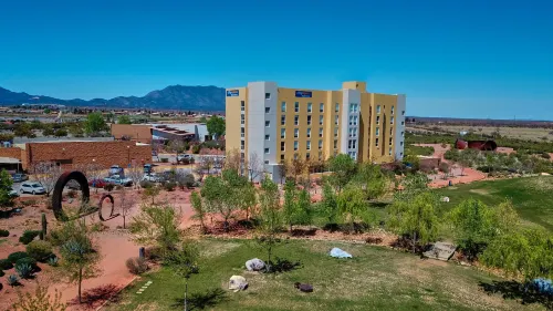 City Express by Marriott Cananea - parking