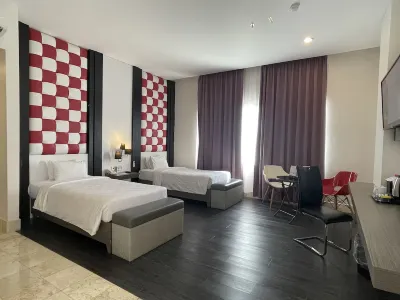 Swiss-Belcourt Makassar Hotel dekat Taman Iqra’ Unismuh Makassar