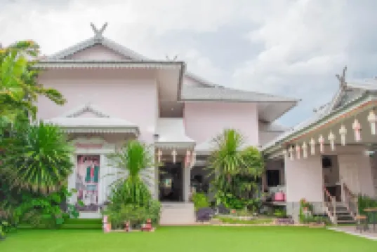 โรงแรมเวียงภูมินทร์