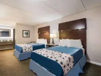 Rodeway Inn Hotels in Гринвуд