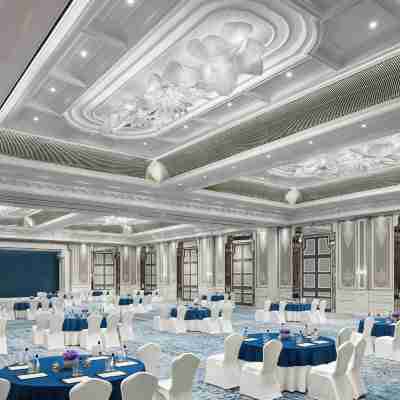 더 리츠-칼튼, 퓬 Dining/Meeting Rooms