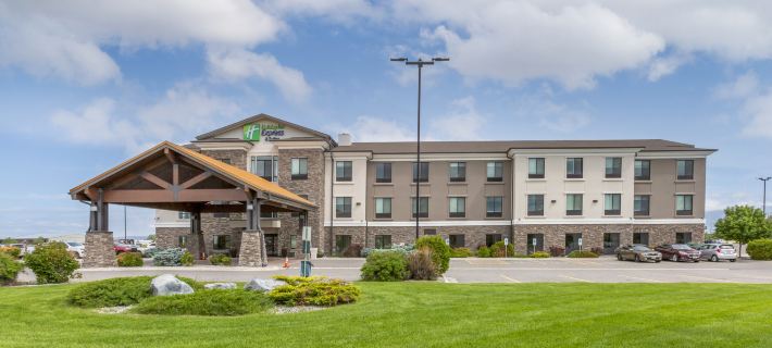 Holiday Inn Express & Suites BELGRADE by IHG Hotels in Gallatin County