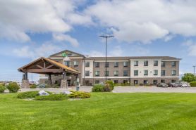 Holiday Inn Express & Suites Belgrade