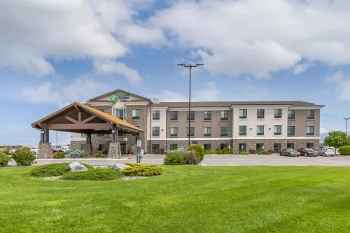 Holiday Inn Express & Suites BELGRADE by IHG