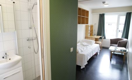 Førde Sommarhotell - Housity