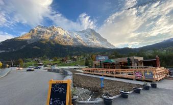 Eiger Lodge Chic