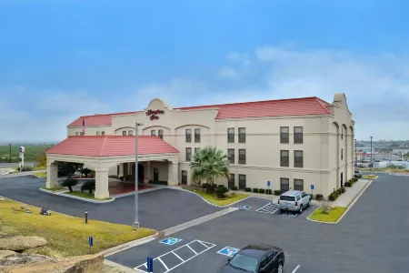 Hampton Inn Eagle Pass