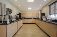 MainStay Suites Wilmington - University Area - petit déjeuner
