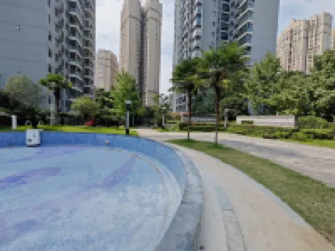 Xiangyang Shiguang Homestay (Fazhan Avenue No.1)