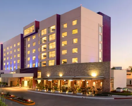 Gran Hotel De Puebla by HNF プエブラのホテル