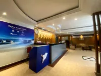 Hotel Regal Palace - Airport Shuttle