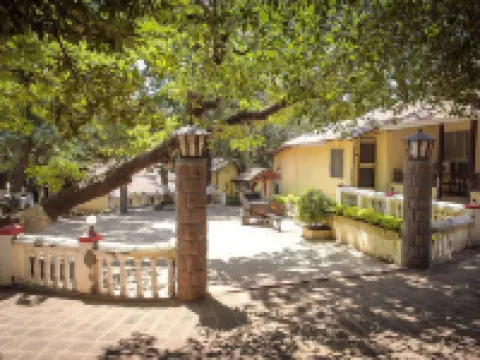 Adamo the Village Hotels in Matheran