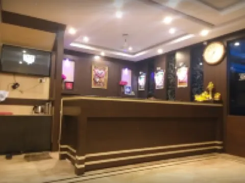 Chakravarthi Inn Hotels in Tiruchendur