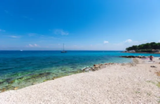 Caravan near the sea 4