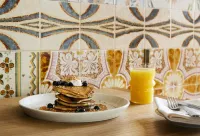 Austin Proper Hotel, a Member of Design Hotels - Breakfast