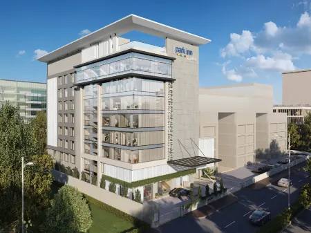 Park Inn by Radisson Surat Отели рядом с достопримечательностью «Kargil Chowk memory»