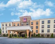 Comfort Suites Hotels in Commerce