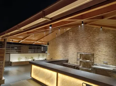 Clarks Inn Express, Dehradun Отели рядом со станцией Dehradun