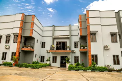 Fragrance Apartments and Suites Отели в г. 