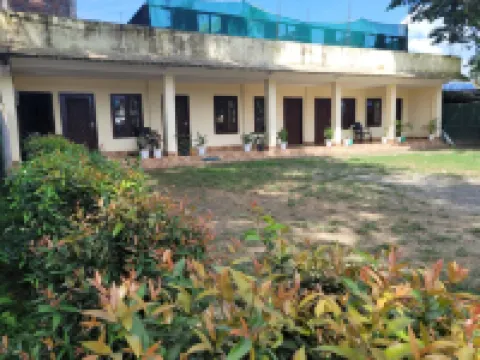 西部旅館 瑙貢酒店