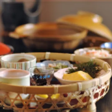 Kasumi Four-Seasons Inn - Kaku