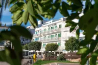 Hotel Cala Bona