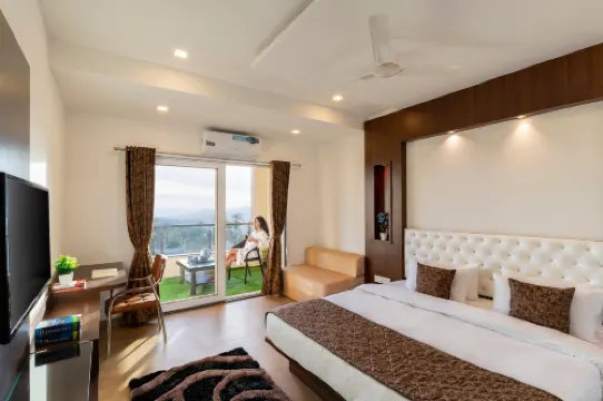 Blizzard Resort Hotels in Bhilar