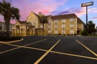 Comfort Inn & Suites Santee I-95 - parking