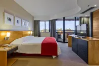 Golden Tulip Brasilia Alvorada Hotels in 