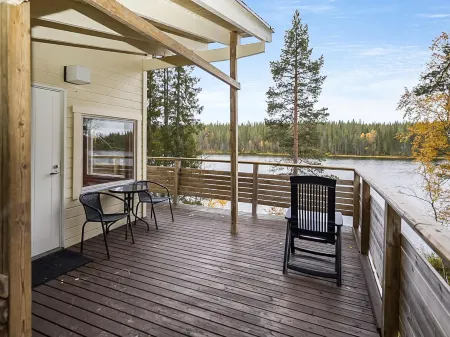 Saapunkijärvi, pitkäperä