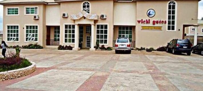 Vichi Gates Hotel and Suites Hotels in Oredo