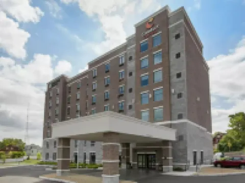 Comfort Suites Cincinnati University - Downtown Hotels in Hamilton County