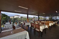 Opia Boutique Hotel فنادق في كوناكلي