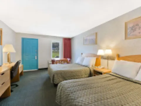Pocono Night Lodge Hoteles en Bartonsville
