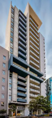 Quest on Dorcas Hotel di Southbank