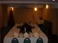 諾頓假日飯店