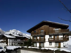 Faloria Mountain Spa Resort